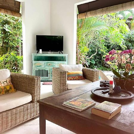 Villa Sahaja เกอโรโบกัน ภายนอก รูปภาพ