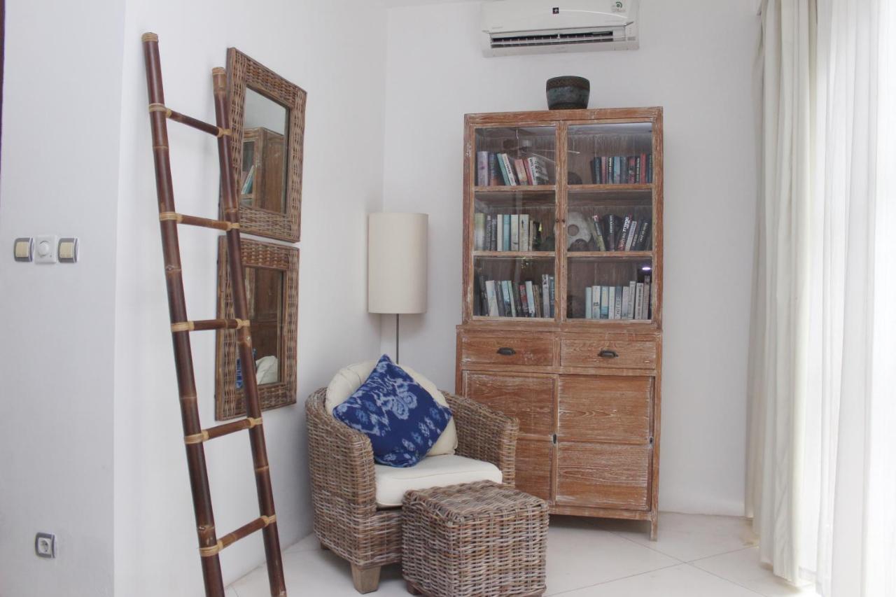 Villa Sahaja เกอโรโบกัน ภายนอก รูปภาพ