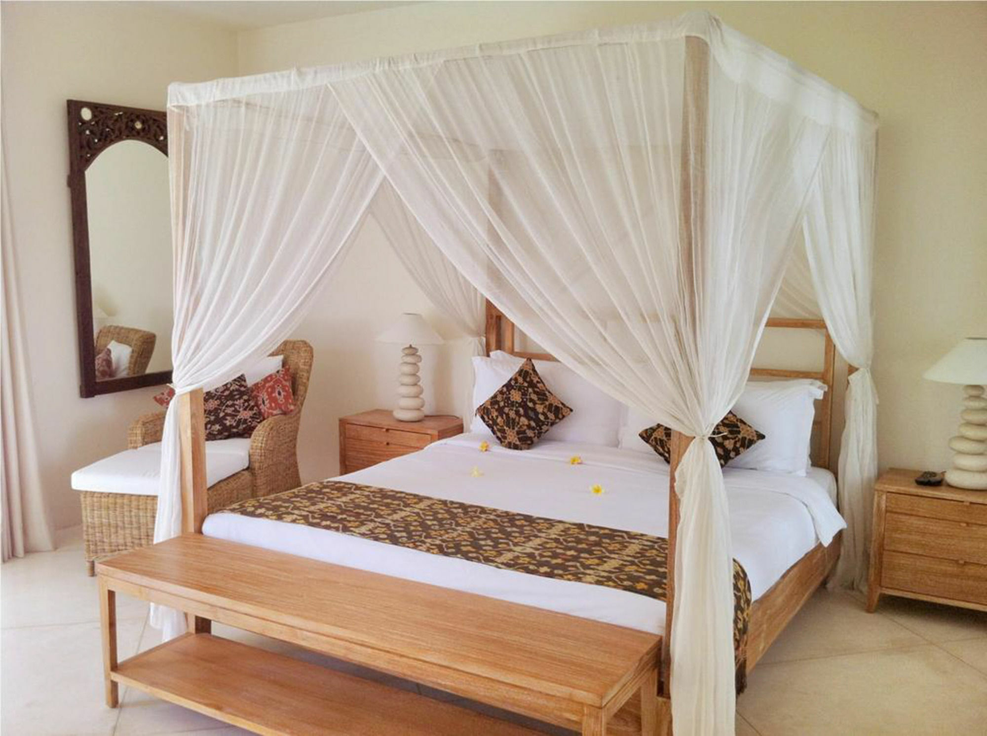 Villa Sahaja เกอโรโบกัน ภายนอก รูปภาพ